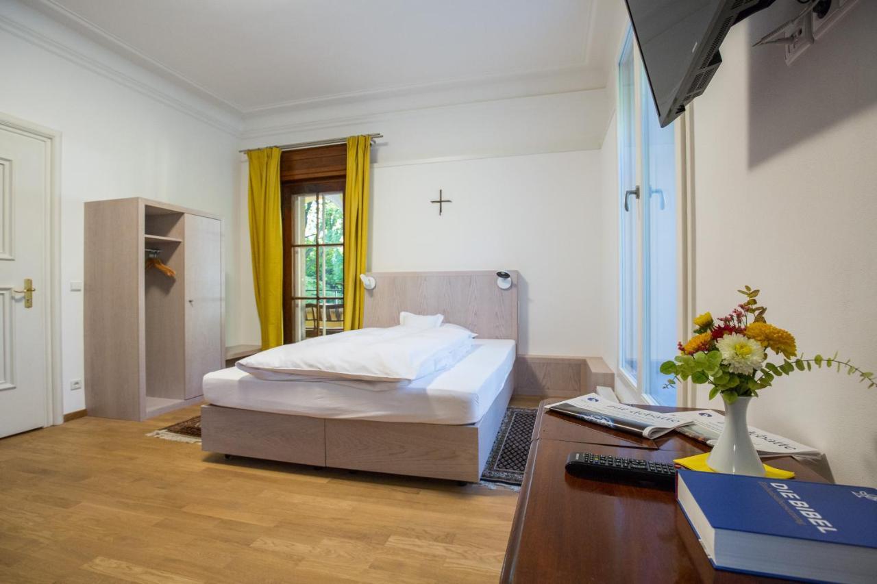 Hotel Gaestehaus Der Katholischen Akademie In Bayern Munich