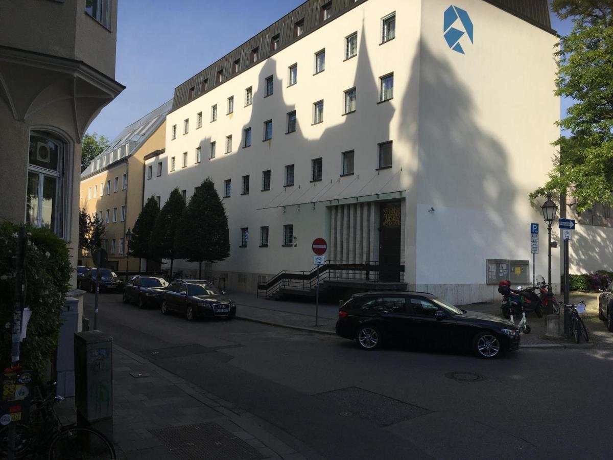 Der Katholischen Akademie In Bayern